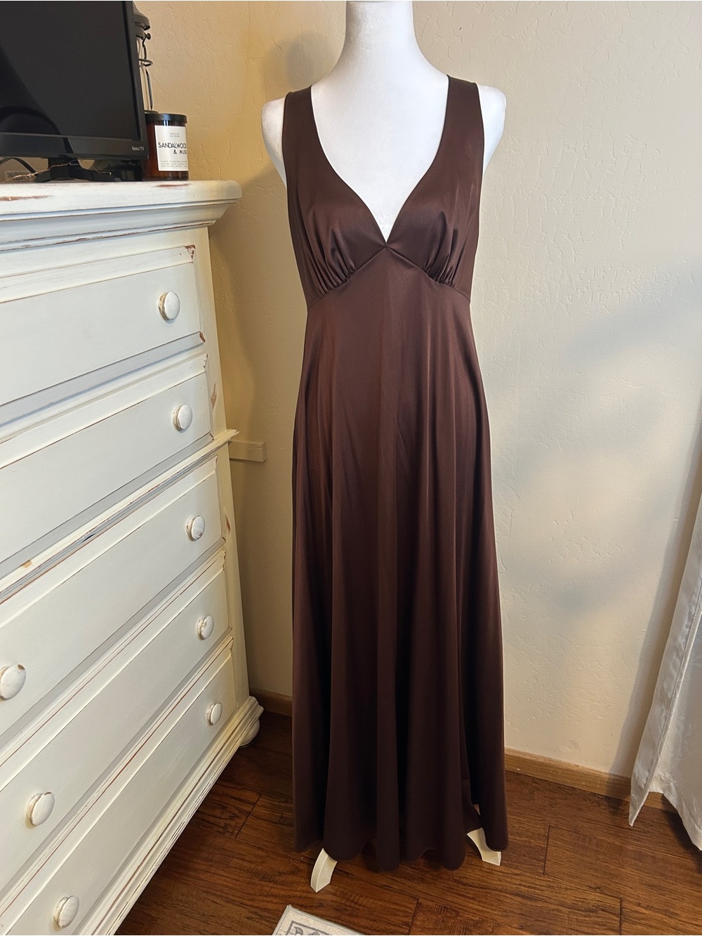 Vintage Vanity Fair Brown Nylon Full Length Slip Dress Size 36 Cottagecore